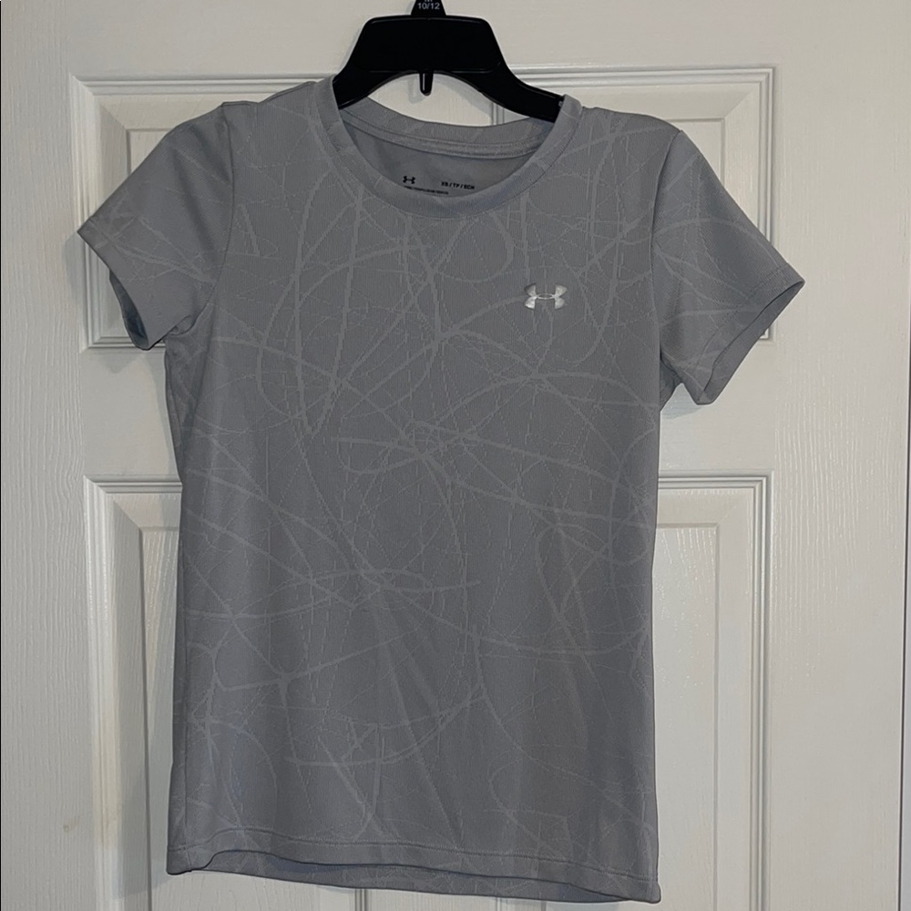 Under Armour Light Gray Fitted Short Sleeve Tee